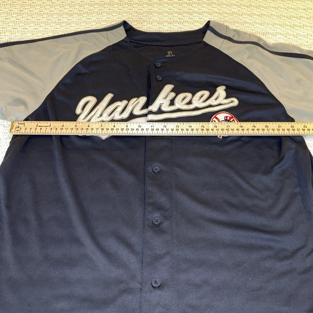 New York Yankees Men's XL Stitches Embroidered Jersey Navy And Gray - Picture 5 of 7